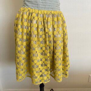 Sweet Candy Brand Gathered Skirt, size small, Yellow and Gray